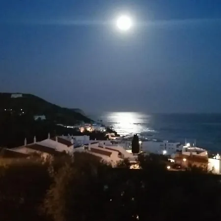 - Amazing View * Salema